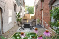 Loft in the Zoo • Premium downtown apartment!