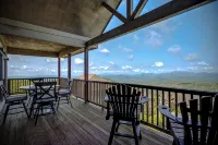 Updated condo at 5100' with breathtaking views!