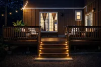 Family Pocono Retreat • Stream • Pool • Firepit • AC • WiFi - Homestays