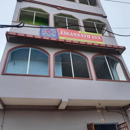 Goroomgo Jagannath Inn Puri