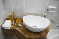 Landmark Plaza Hotel - balkon