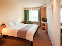 Ibis Berlin Spandau Các khách sạn ở Berlin