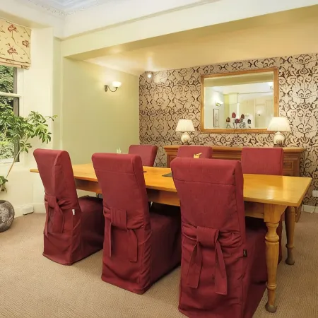 Rosemount Hotel Отели в г. Питлохри