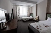 Grand Hotel