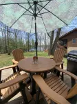 Lakefront, Wooded, & Secluded Home - Family Dogs Welcome. - 3-نجوم