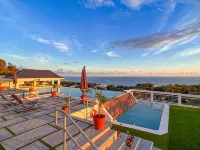 Coral Bay Chateau - Luxury Villa in Treasure Beach Hotels in Treasure Beach