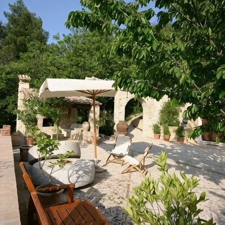 Il Barbacane,nice small house with pool, small doesn’t mean small,but beautiful