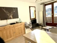 Pleasant 6-person apartment in Vars facing the slopes