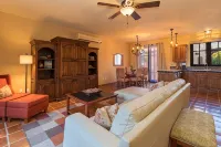 Loreto Bay Poolside Living, Steps from the Beach and Restaurants