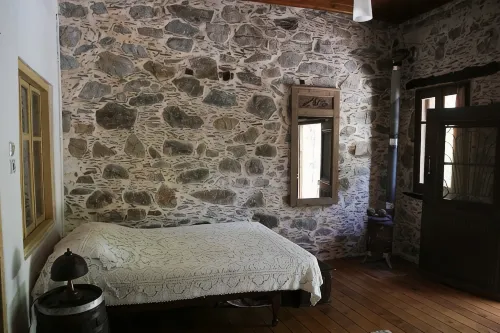 Mansion-House with character near to the best beach of Crete:the lagoon of Elafonisi