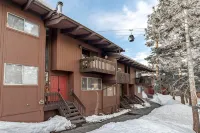 Awesome Mammoth Condo in Ideal Location near Slopes & Adventure - Swimmingpools