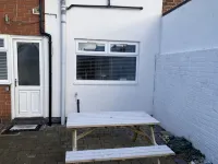 Spacious newly refurbished 3 bedroom home, close to the beach, dogs welcome.<br><br> - 2-Star