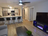 Modern Condo only Minutes from Deadwood & Sturgis! Hotels in Lead
