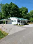 Cozy 3-Bedroom Beaver Creek Cottage - Homestays