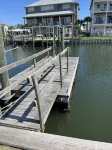 Cozy 2-Bedroom Cottage Near Triple S Marina - Wifi