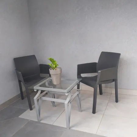 Cozy private one bedroom 3 minutes from the beach and the famous Flying Fishbone