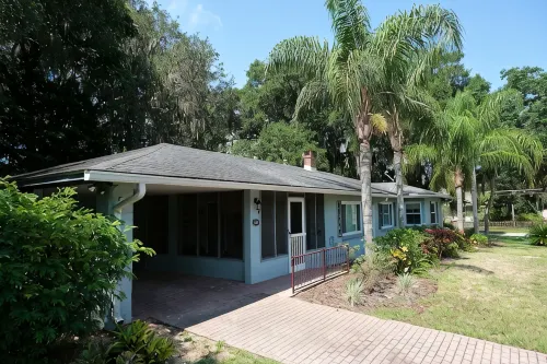 Beautiful cottage in the heart of historic Mt Dora