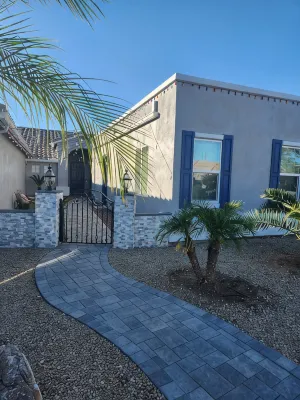 Modern Apartment Located in the Beautiful Groves Area