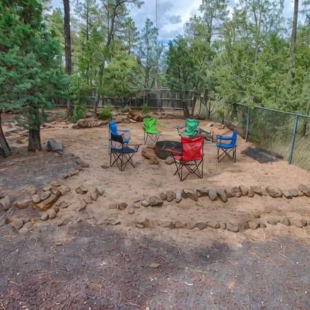 Cabin On NAT'L FOREST! LAKE & CREEK minutes away!