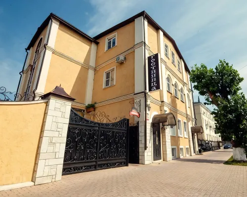 Tri Bogatyirya Butik-Hotel โรงแรมในมูรอม