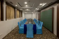 فندق لاوودز - موقف سيارات
