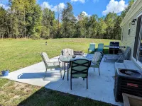 Country Cottage on the Lakeshore--Few Minutes from Beach - 2-Sterne