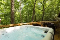 Tranquil & Stylish: Wineries, Hiking, 5min to Town, Hot Tub, Firepit, King bed - 4성급