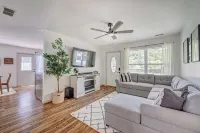 Spacious 3Bd Home~10Min IU Baseball~2 K Beds~Huge Kitchen~Fire Pit+Ping Pong