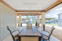 Waterfront, Private Boat Dock, Paddle board, Near Springs - 3-Star