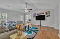 NEW! Spring Hill Private Cozy 3BR Home - Wifi