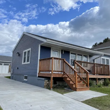 Beach House- 3 blocks to beach, Huge patio, Sauna, Fire Pit and 2 bikes! 🚲🔥🌊 Отели в г. Ту Риверс