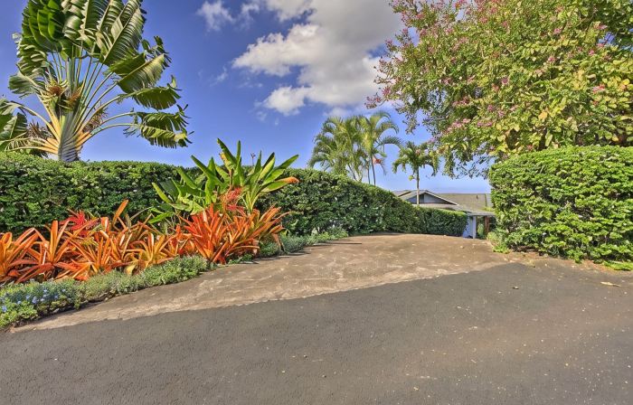 5 Minutes to Beach & Town-Perfect Location, Private & Peaceful.  A/C