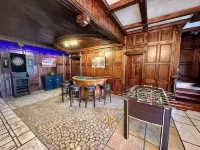 5 bedroom Estate near casino & downtown - 4-Star