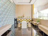 LG Hotel Jember by Callirooms Hoteles en Jember