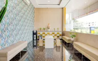 LG Hotel Jember by Callirooms