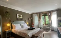 Sandalwood Boutique Hotel Lembang