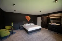 Hotel la Reine