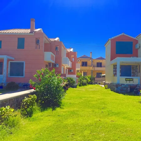 Nitelli's Houses