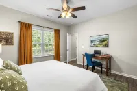 Charming 5bd - BBQ - Deck- 4mins Duke University - Alloggi