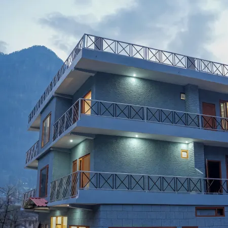 OnlyStay River Pine Kasol