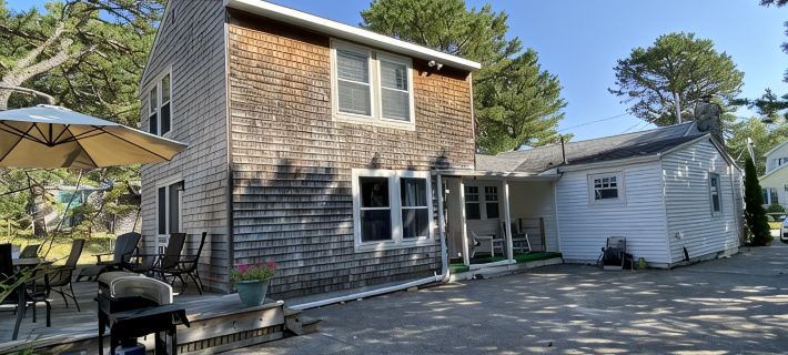 Kinney Shores home just steps to beautiful 7 miles of sandy beach on Saco Bay Hotels in Saco