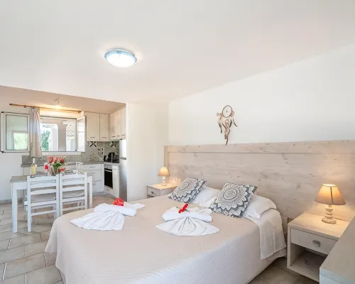 Anna Studios Hotels in Esperii