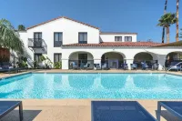 Mason Beach Inn - Beach