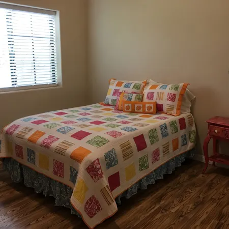Downtown Cody!!! Spacious Bobbi's Bunkhouse A