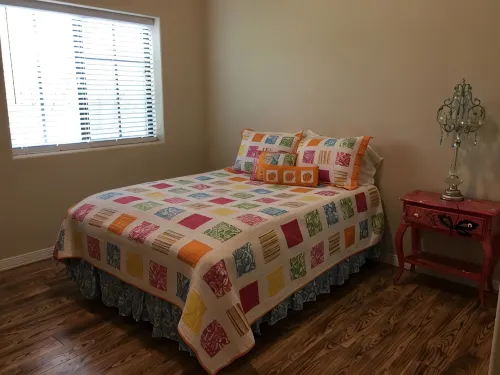 Downtown Cody!!! Spacious Bobbi's Bunkhouse A