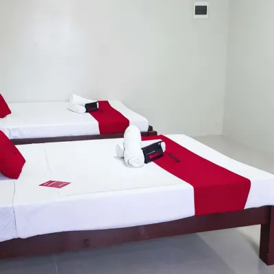 RedDoorz @ VP Inting Street Hotels near St. Joseph the Worker Cathedral Shrine