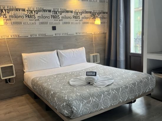 Fuencarral Rooms