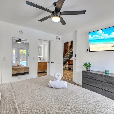 Amazing Tropical Pool House Delray Near Ocean- 4 bedrooms 3 baths-