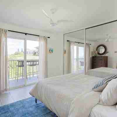 Amazing Oceanview New Delux Home with A/C Rooms