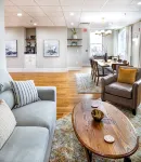 HUGE Penthouse Suite- 3 BR & 2 Bath w/Elevator. Walk to UK-Downtown-Rupp - 4-Star